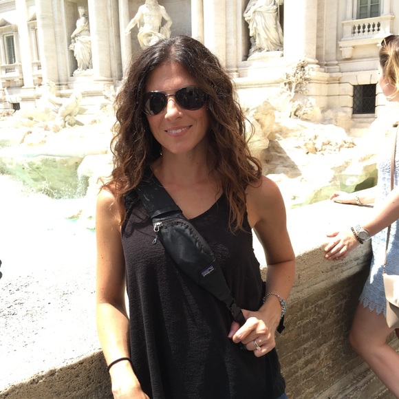 Meet your Posher, Angela - Picture 2 of 2